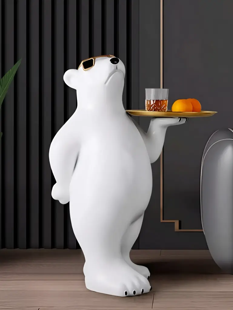 The Arctic Waiter 